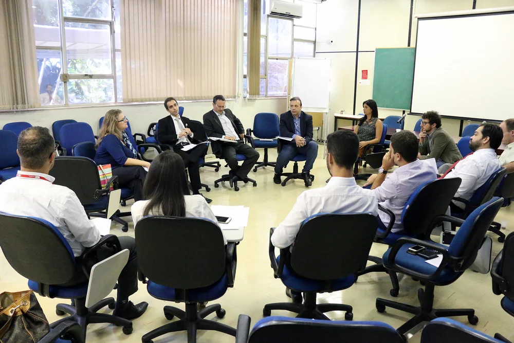 Em Roda de Conversa, EPPGGs avançam na discussão sobre PL que oficializa Ciclo de Gestão e prevê junção de carreiras