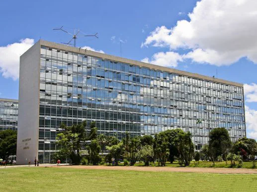 Com possibilidade de FCPE e teletrabalho, instituto de altos estudos seleciona EPPGGs