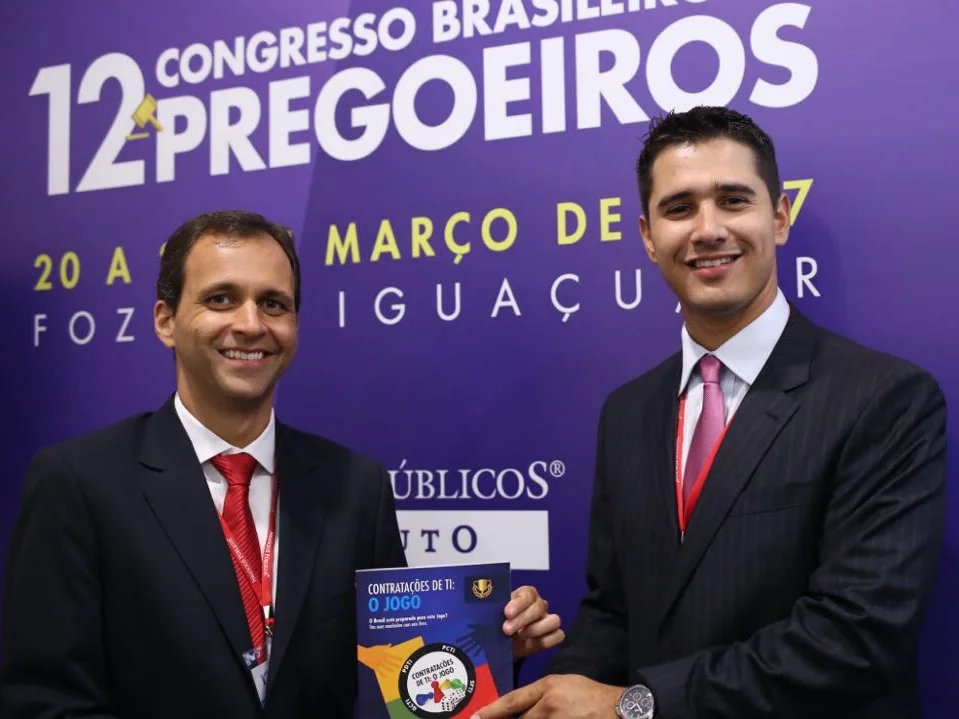 EPPGG Cristiano Heckert lança livro “Contratações de TI: O Jogo”