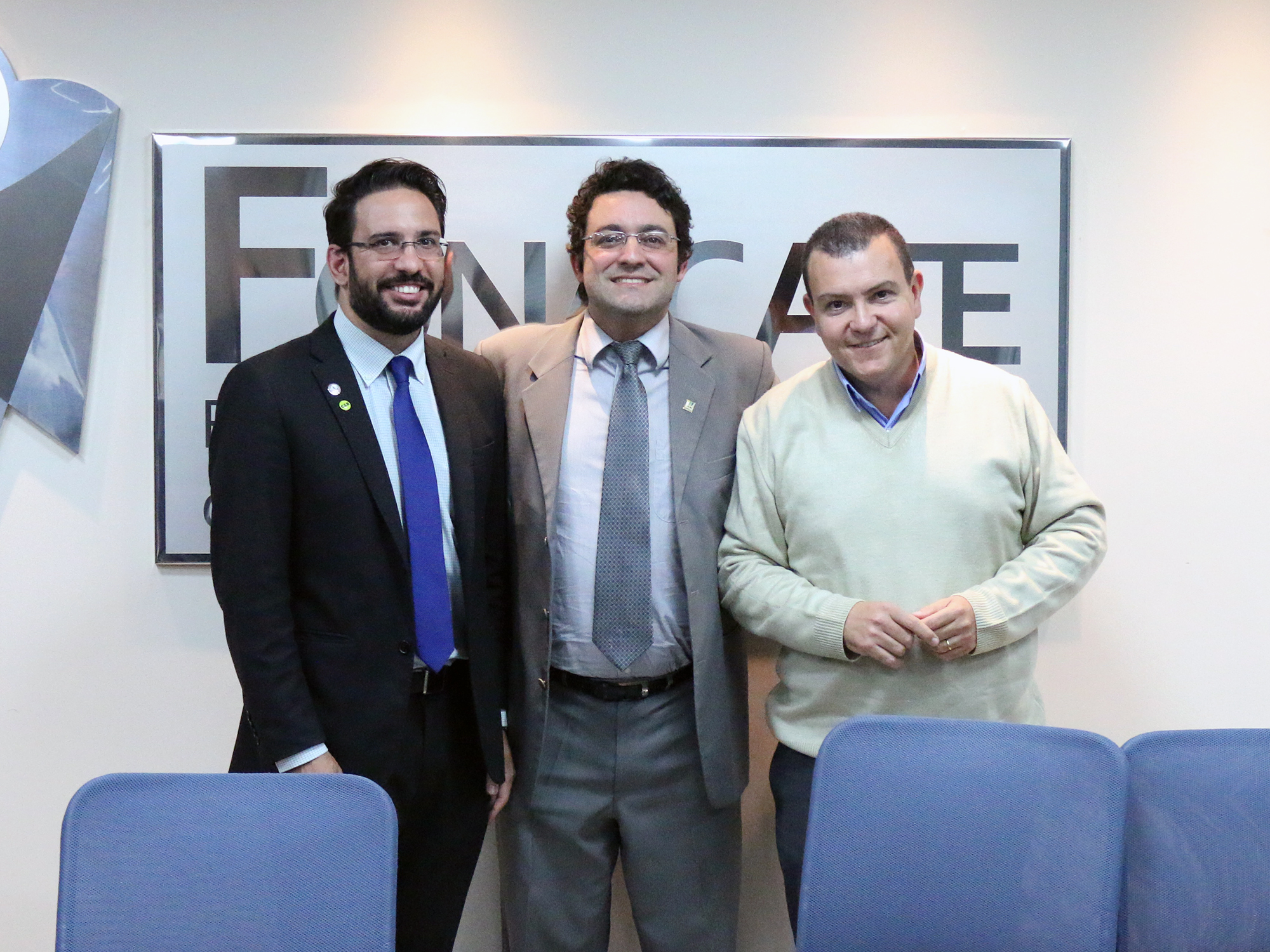 Eduardo Aires, Presidente eleito, Alex Canuto, ex-Presidente, e João Aurélio, primeiro Presidente da Fenagesp.