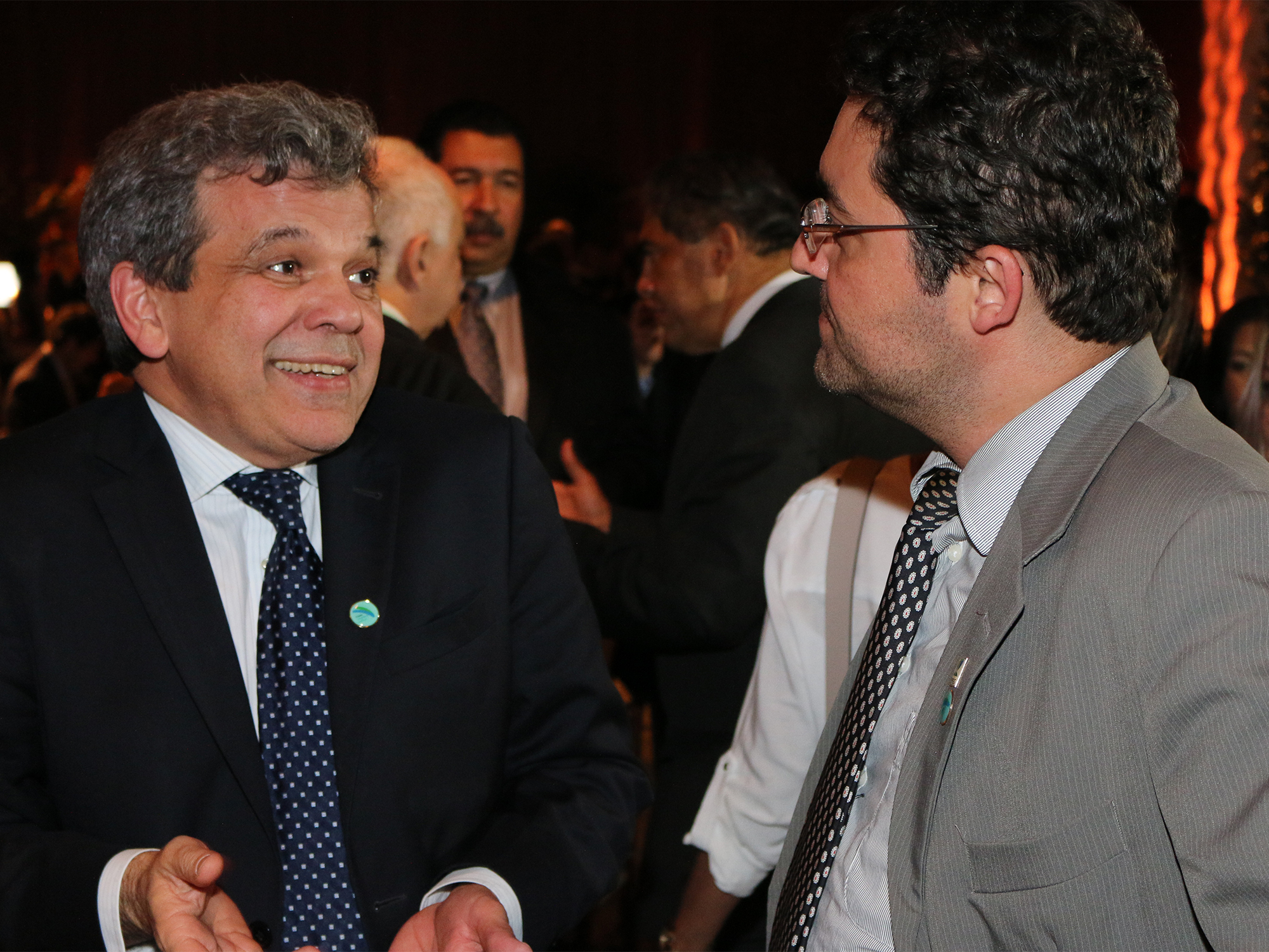  Floriano Martins de Sá Neto, Presidente da ANFIP, em conversa com o Presidente da ANESP. 