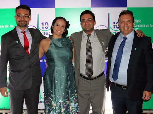 Roberto+Gonzales,+Klenise+Favero,+Alex+Canuto+e+Paulo+Paiva.jpg