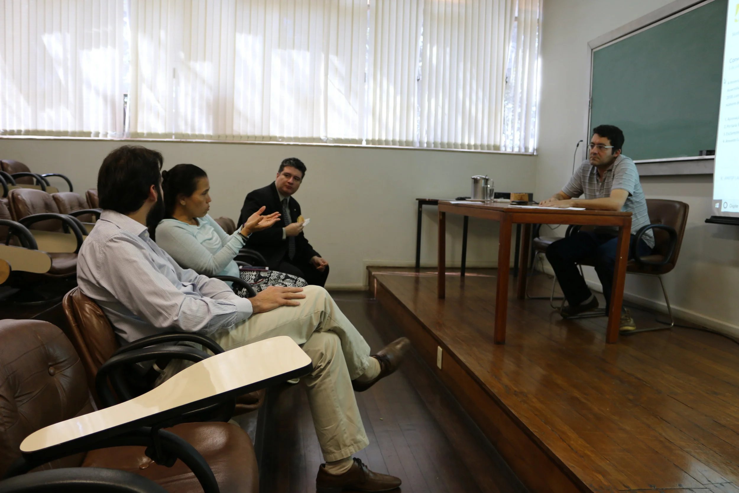 Assembleia debate Portaria de movimentação de servidores e outros pontos de interesse da carreira