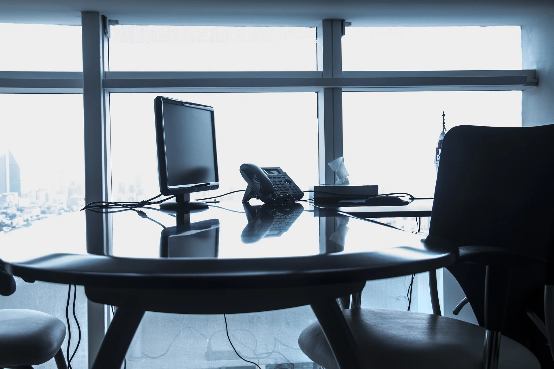 office-2009693_1920.jpg