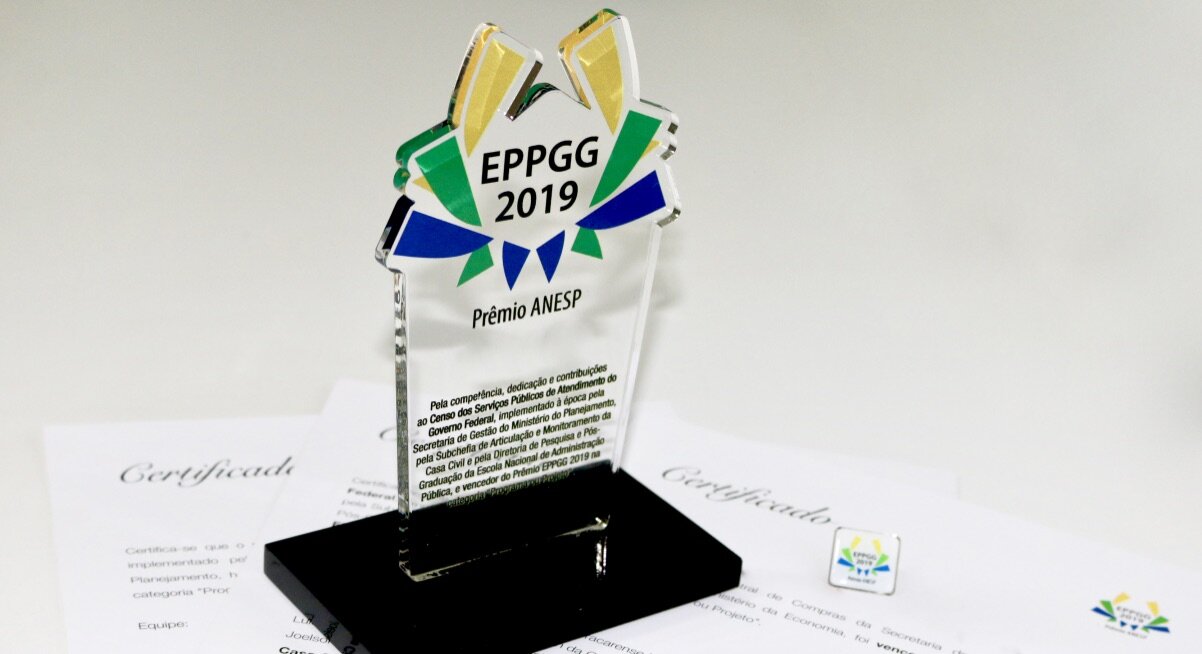  Troféus, certificado e pins do Prêmio EPPGG 2019 / Fotos: Liliana Lima / ANESP  