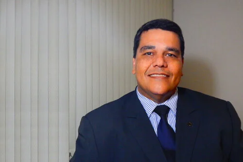 Colabore com o memorial ao EPPGG Tito Fróes