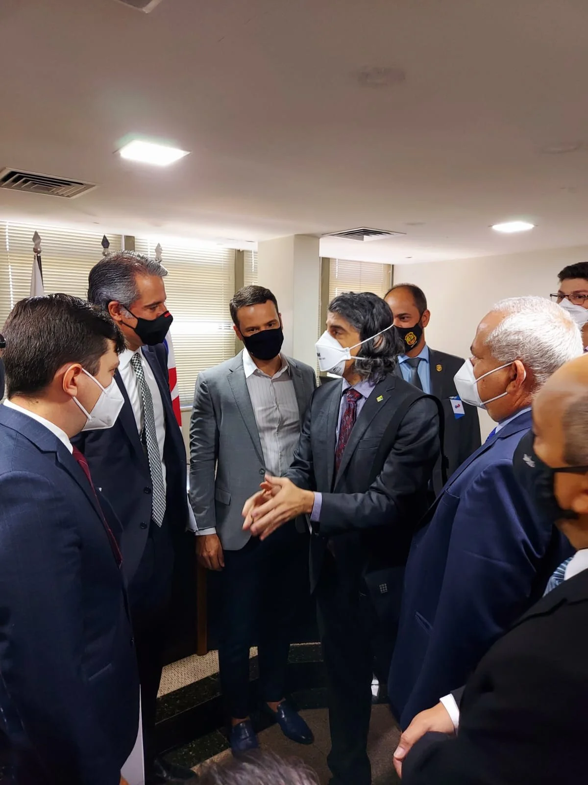 Reforma: OAB-DF pede que deputados debatam impactos negativos da PEC 32 no combate à corrupção