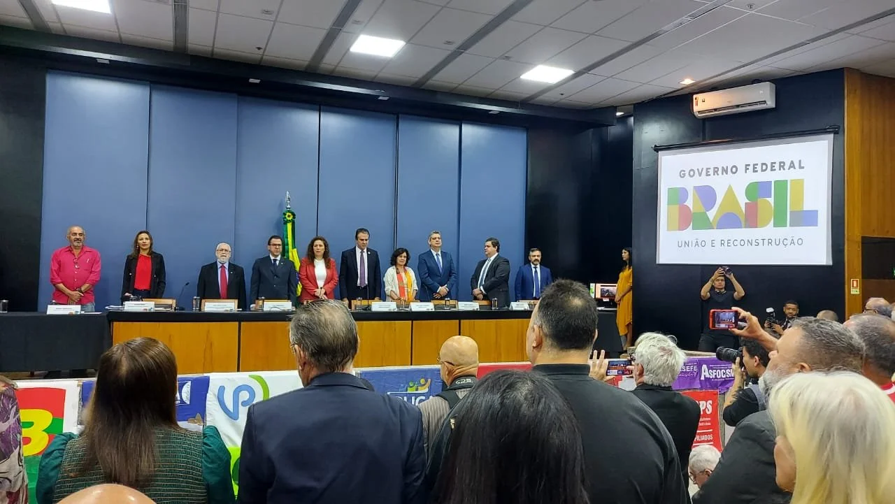 Negociação coletiva no funcionalismo público dá passo importante