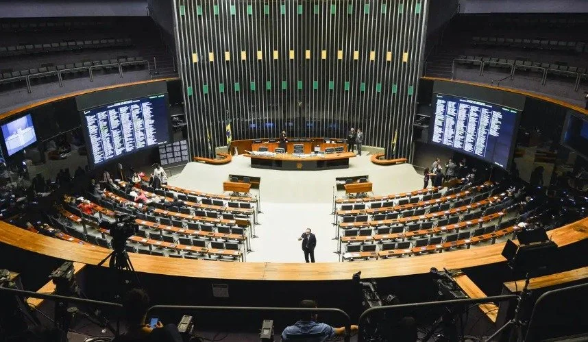 Plenário da Câmara discute reforma administrativa na quarta (3)