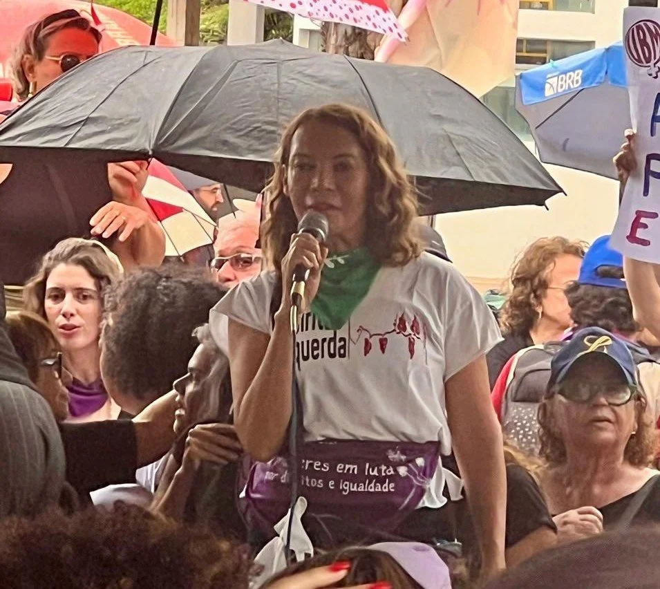 ANESP marca presença em ato pelo fim da violência contra mulheres