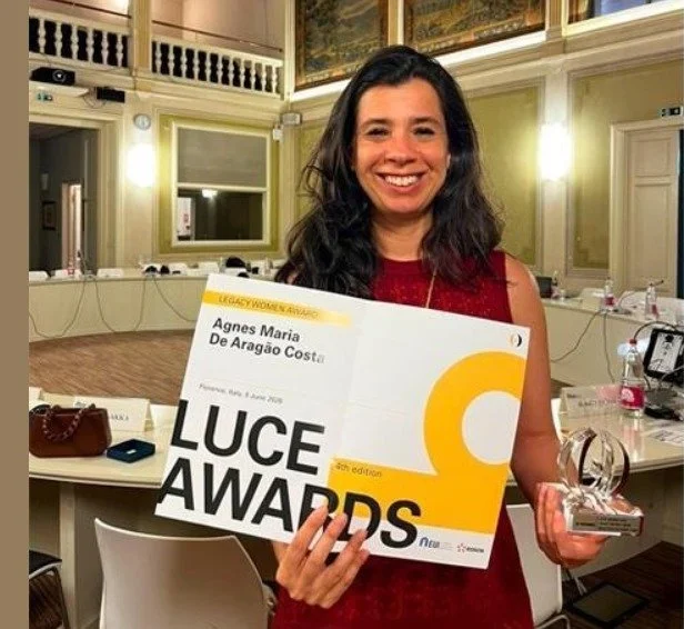 Agnes da Costa, EPPGG e diretora da ANEEL, recebe prêmio na Itália
