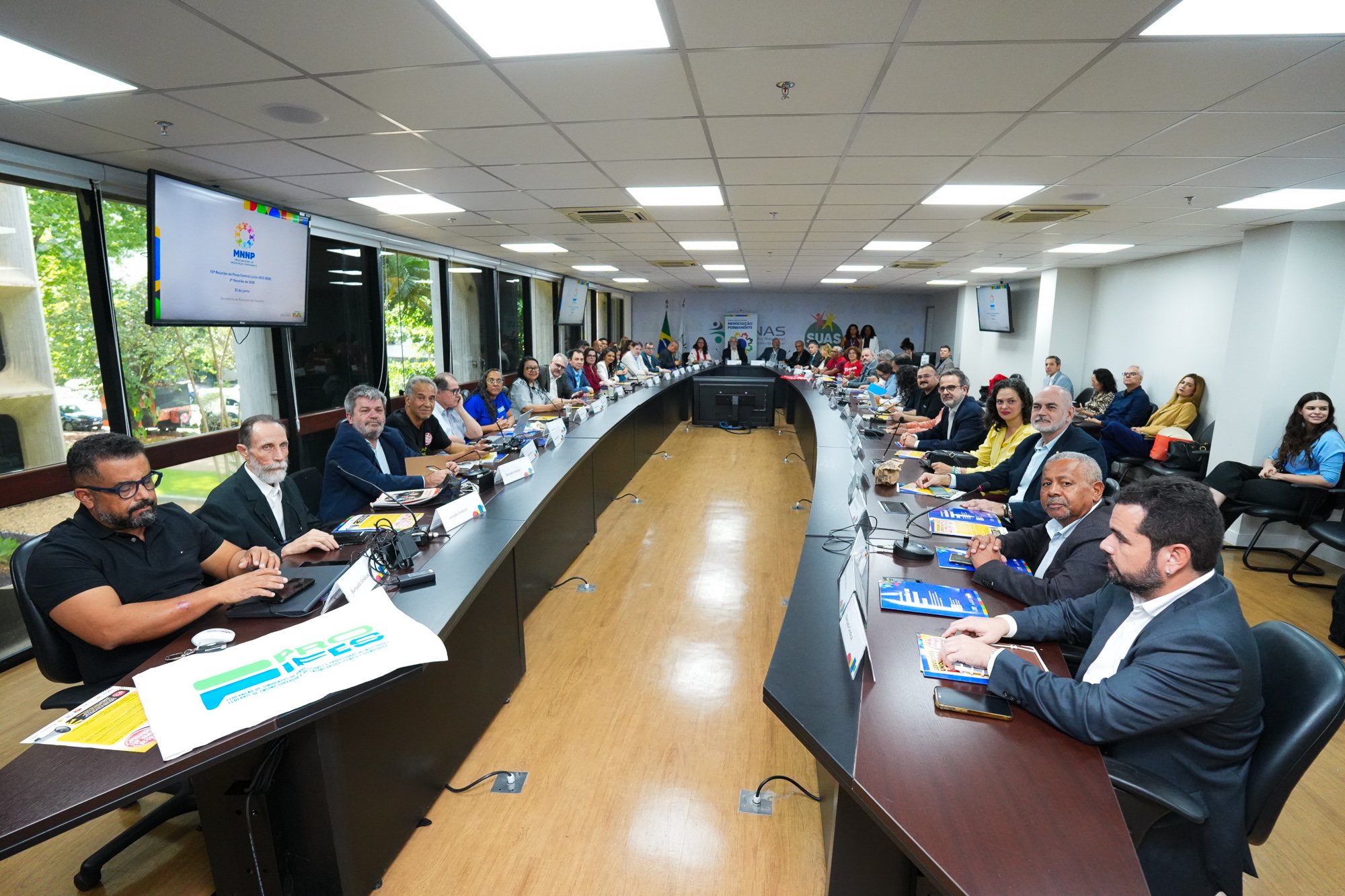 Mesa Nacional de Negociação discute valorização dos servidores e transformação digital do Estado