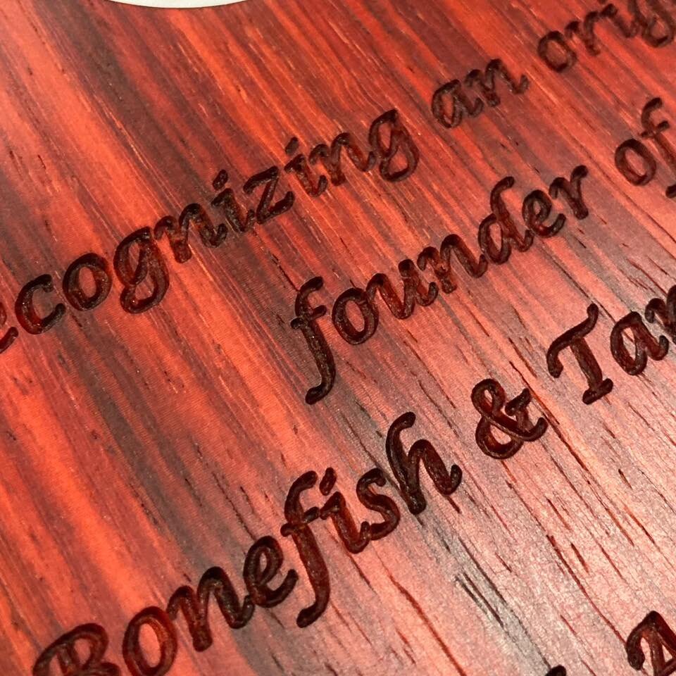 We love how the engraving appears on the African Padauk wood&hellip; it really stands out!

#recognition #personalizedgifts #giftideas #corporategifts #corporategifts #awards #presentation #madeinUSA #madeinMIAMI #woodworking #challengecoins #challen