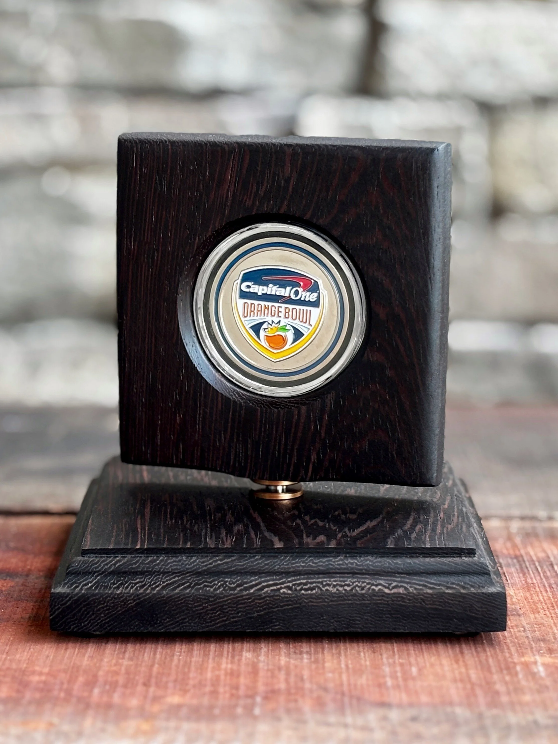 Limited Edition Collection | Wenge - Challenge Coin Displays