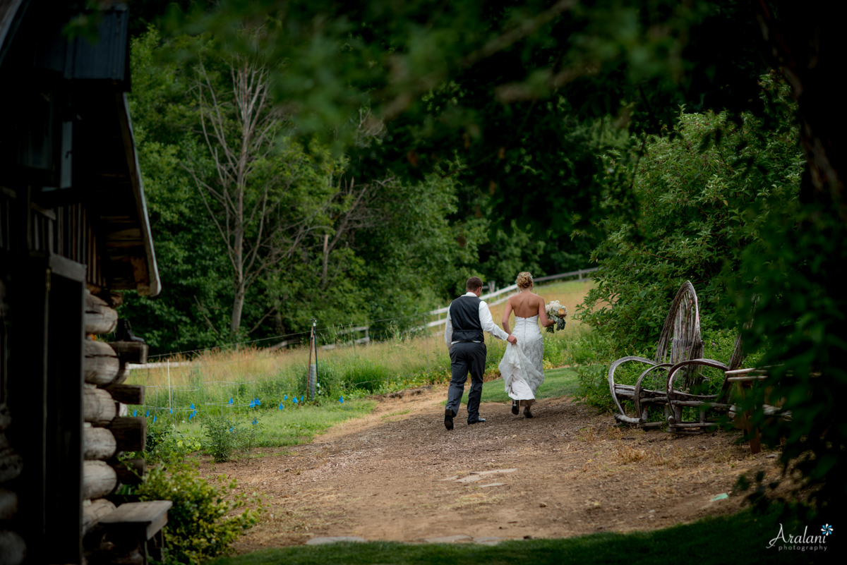 Mt_Hood_Bed_and_Breakfast_Wedding0021.jpg