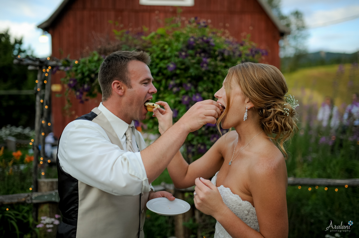 Mt_Hood_Bed_and_Breakfast_Wedding0049.jpg