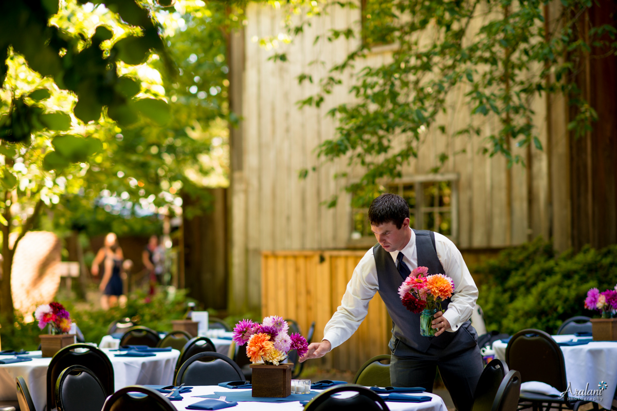 Cornelius_Pass_Roadhouse_Wedding0016.jpg