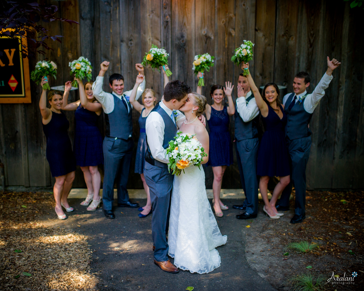 Cornelius_Pass_Roadhouse_Wedding0033.jpg