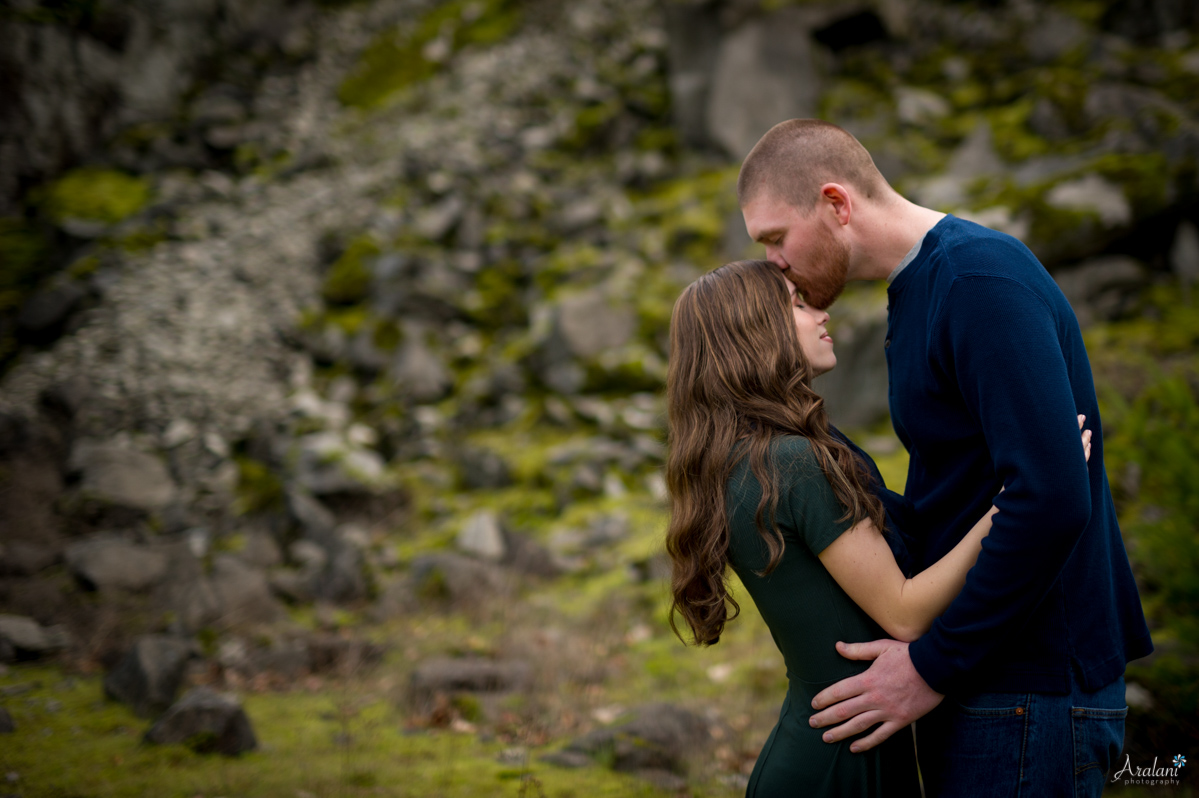 Columbia_River_Gorge_Engagement_Session002.jpg
