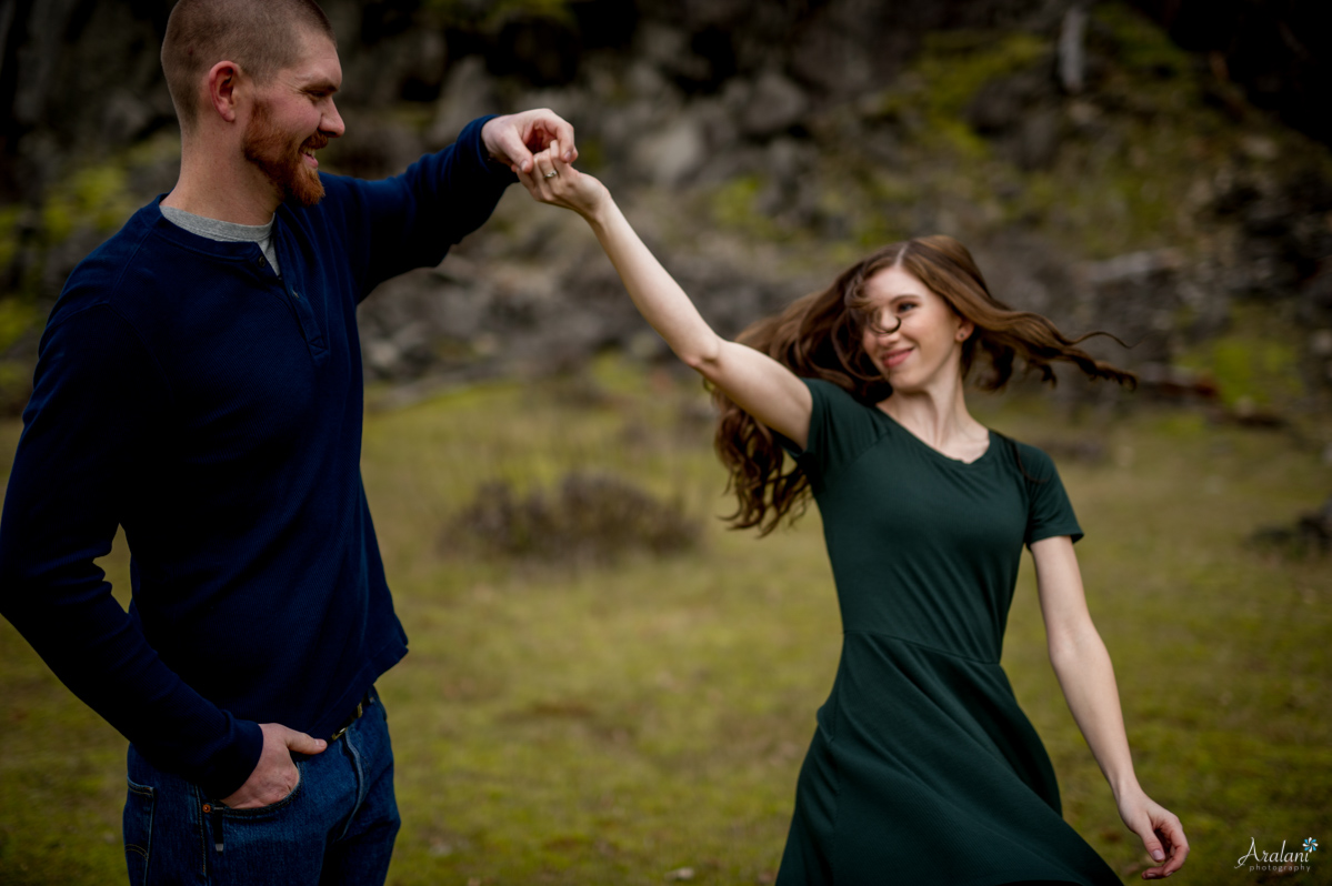 Columbia_River_Gorge_Engagement_Session012.jpg
