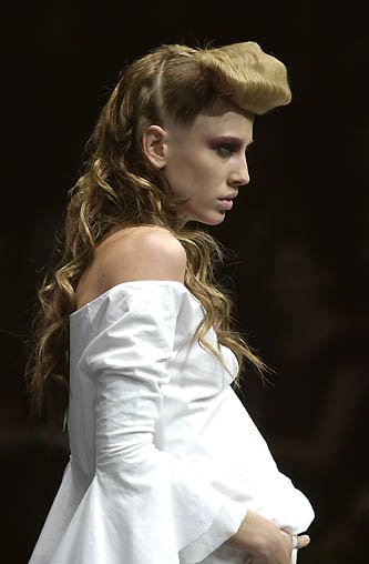 mcqueen 2002 top .jpg