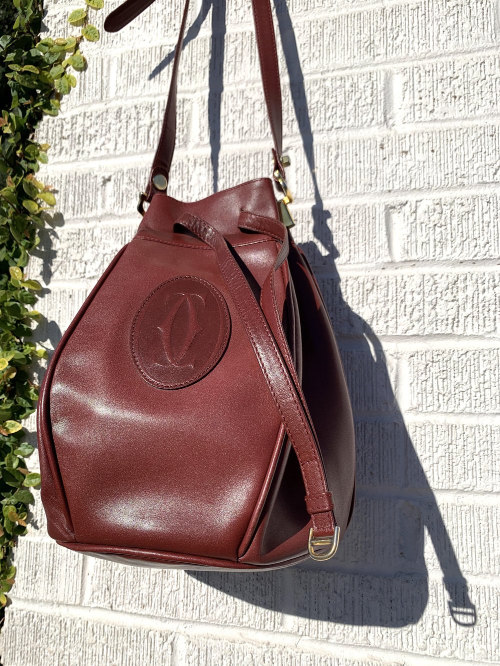 CARTIER 80s Oxblood Bucket Bag — Garment Modern Vintage
