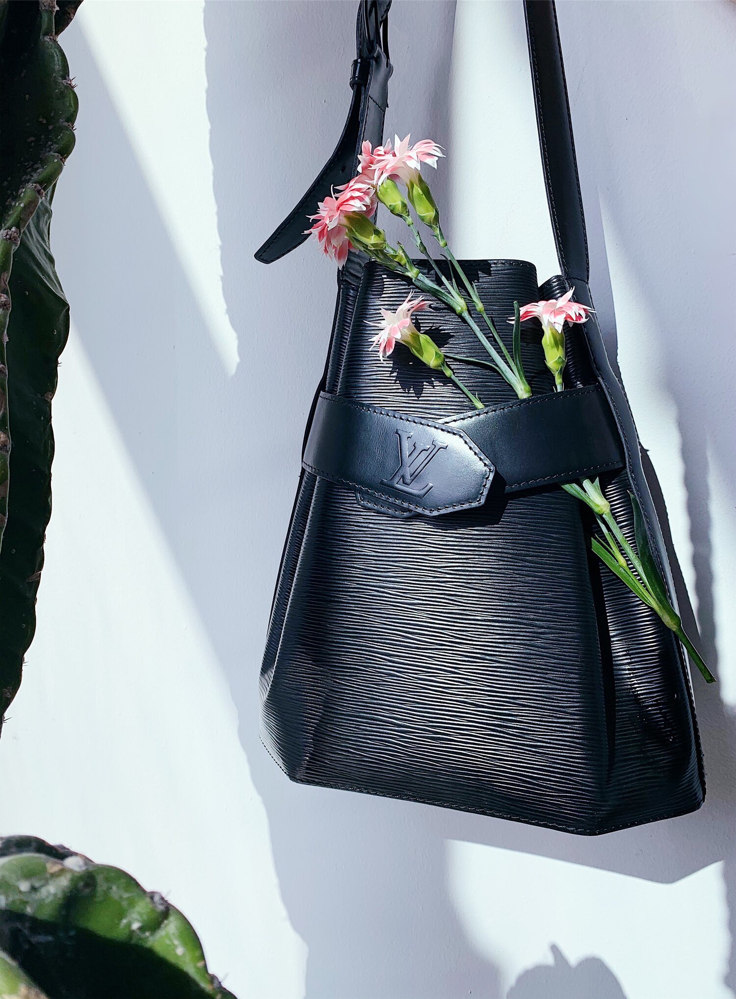 Louis Vuitton Sac De Paule Bag - Black Shoulder Bags, Handbags
