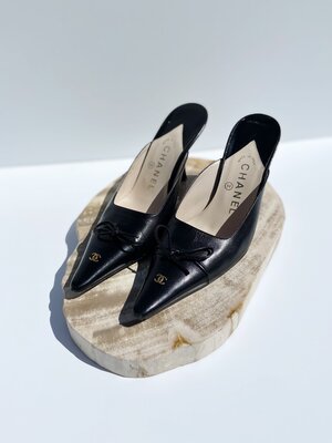 New Chanel Black Patent Leather Mules Classic Bow CC Logo