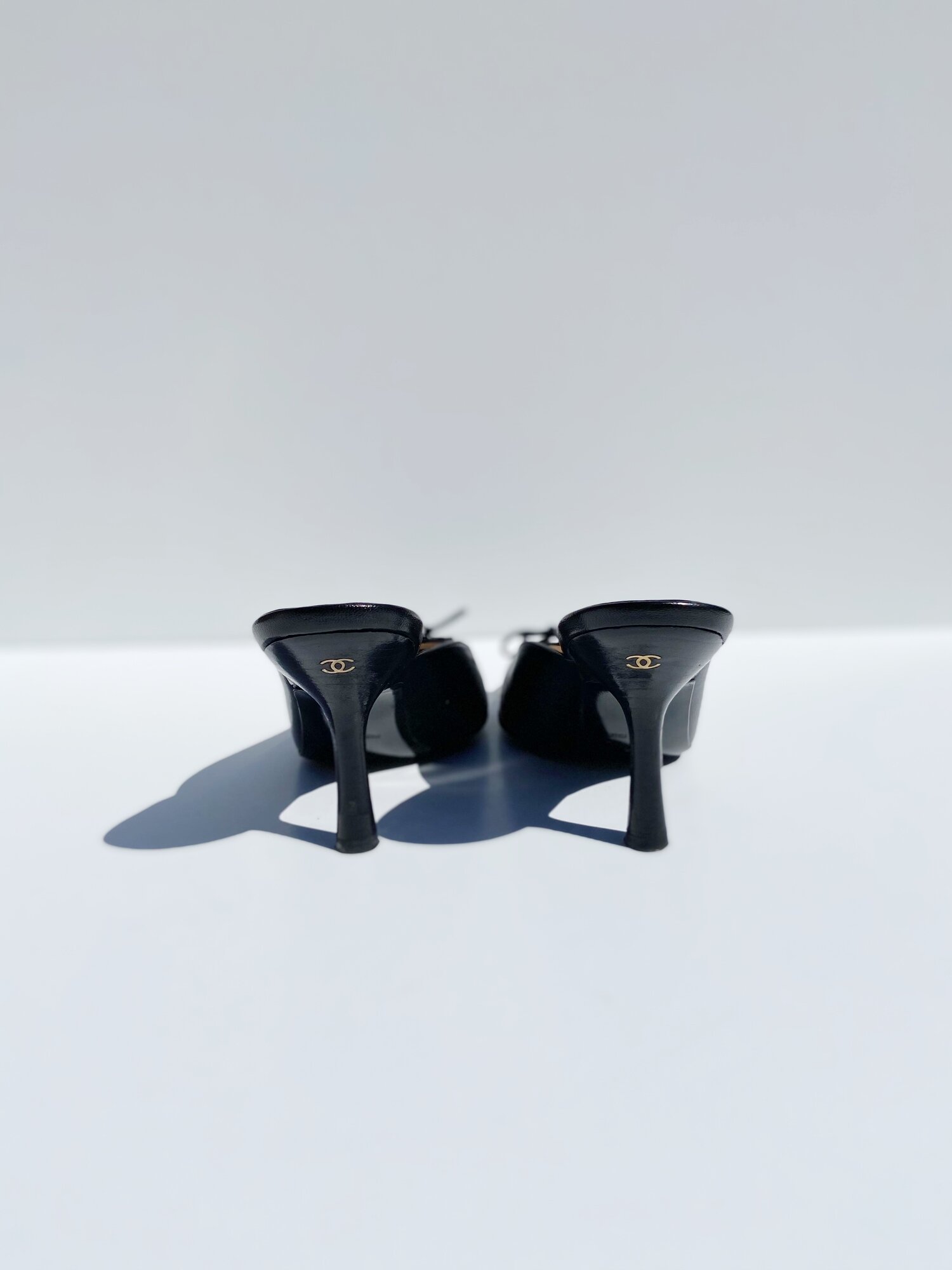 Chanel Small/Medium 19 Flap 22C Black Lambskin with multi-tone hardware