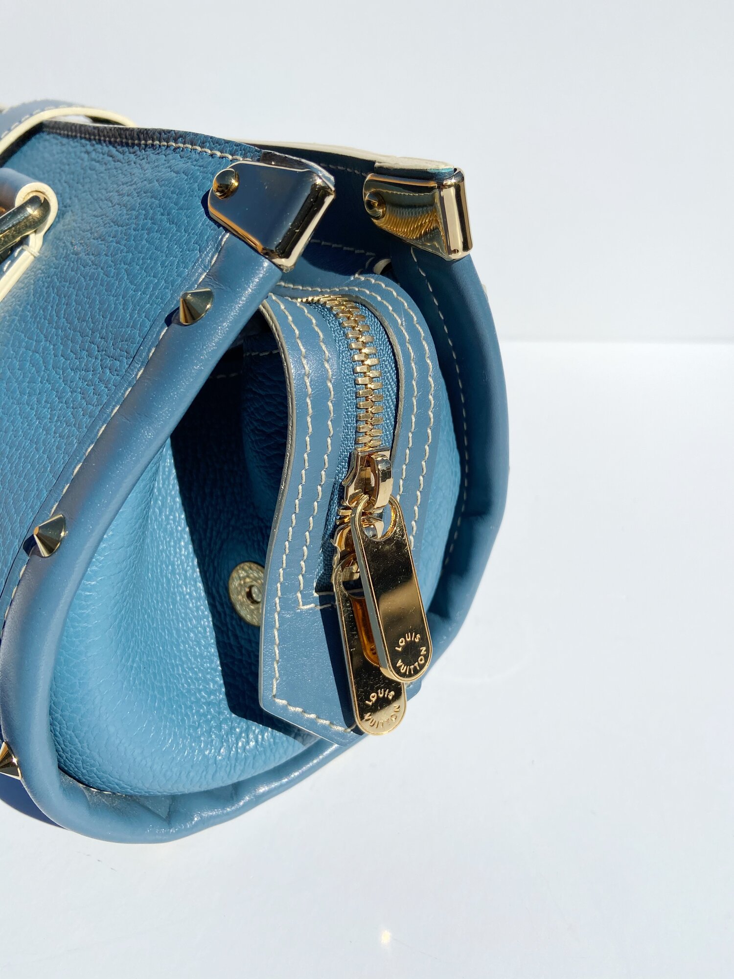 Néonoé leather handbag Louis Vuitton Blue in Leather - 30724869