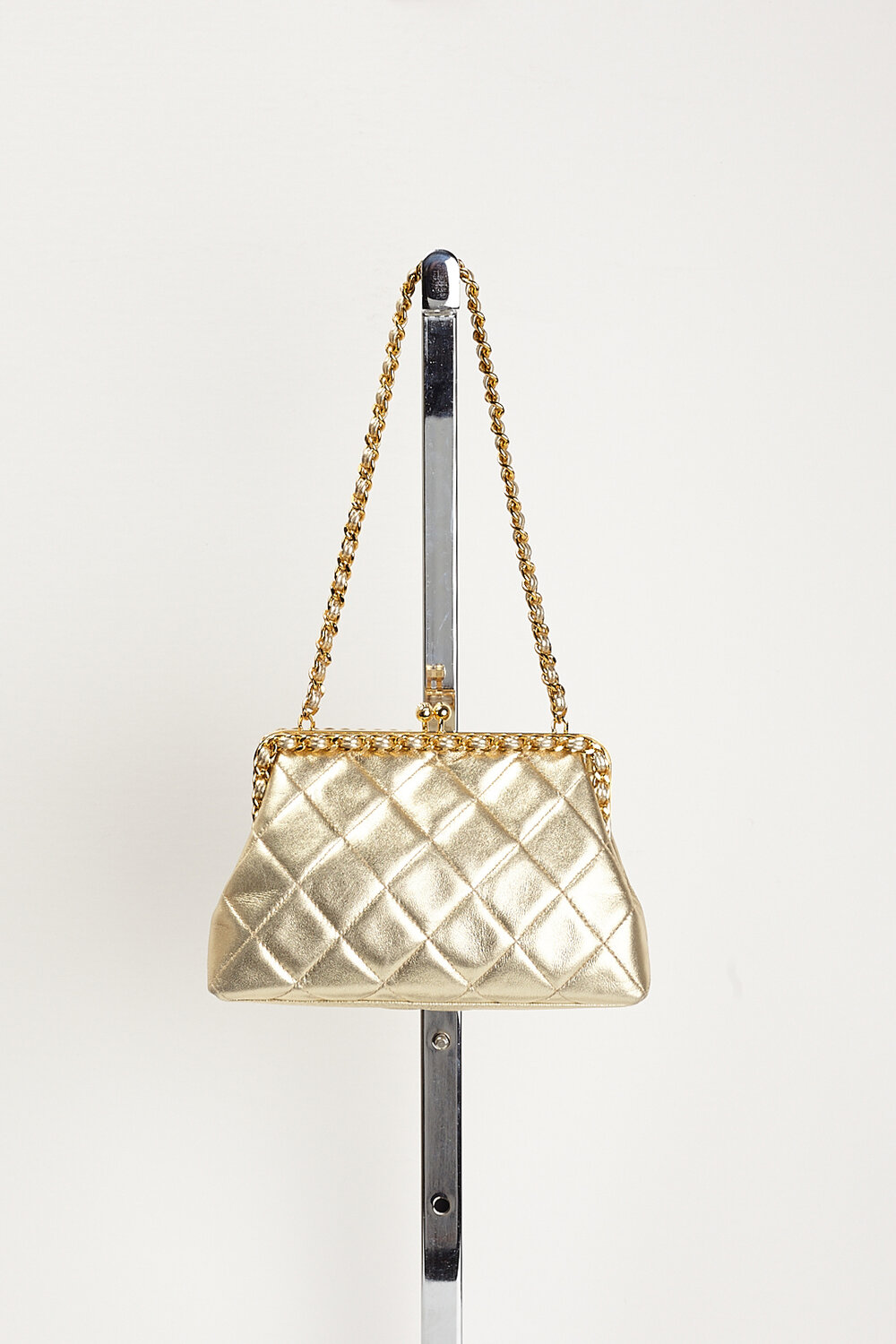 Chanel Gold Leather Kisslock Evening Small Party 2 in 1 Flap Shoulder Bag  in Box For Sale at 1stDibs