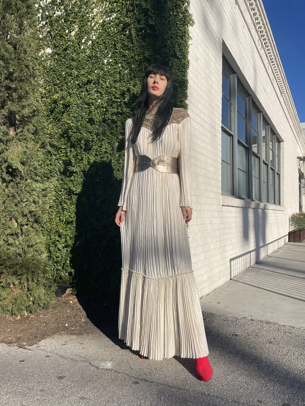 MARY MCFADDEN 80s Cream + Gold Silk Pleated Maxi Dress  Garment Modern +  Vintage