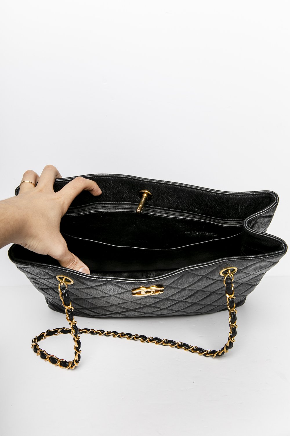 Chanel Vintage 1991 Black Caviar Leather CC Tote Bag – I MISS YOU VINTAGE