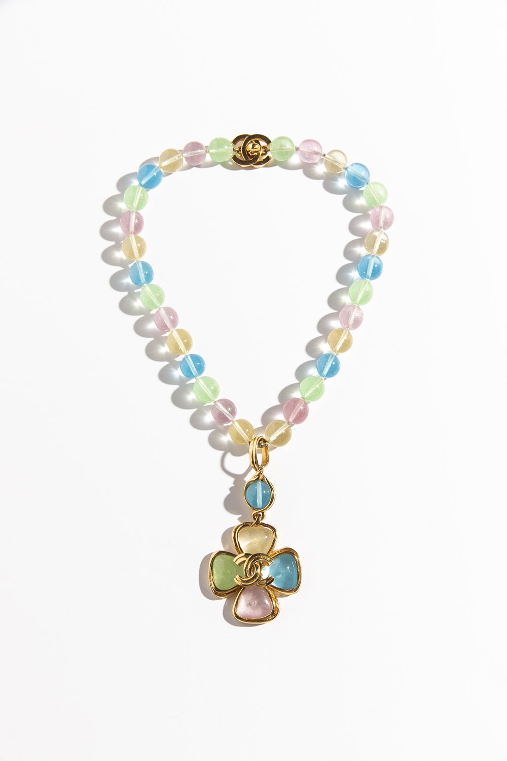 Sold at Auction: CHANEL Classic Gripoix Glass & Pearl Long Necklace