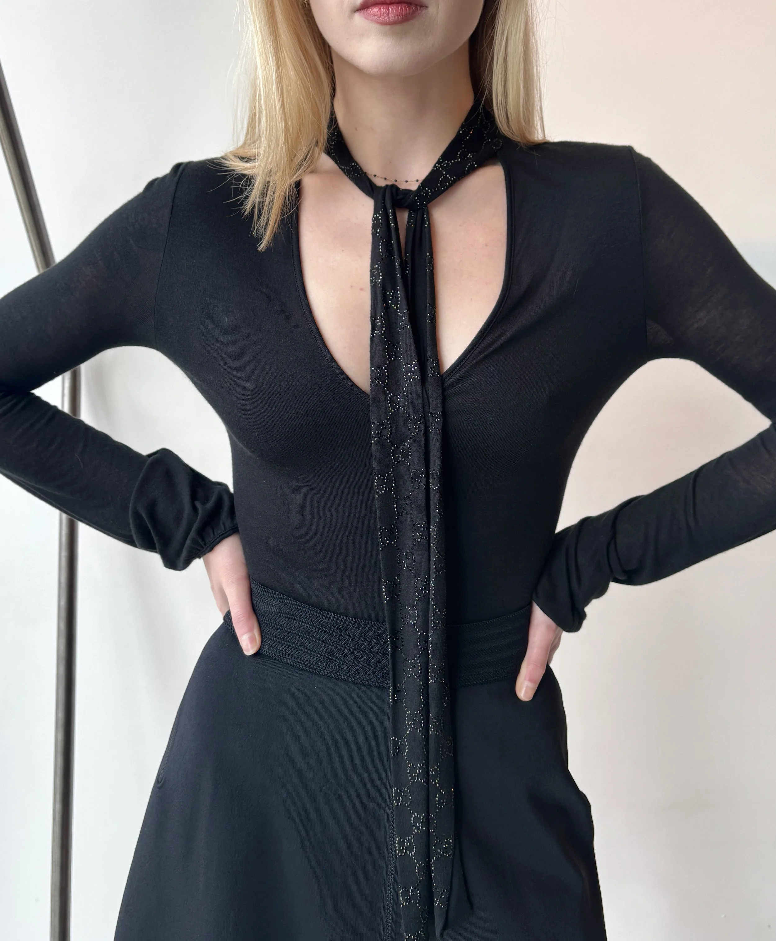 GUCCI 2006 Black Cashmere Long Sleeve Blouse w/ Rhinestone Monogram Scarf