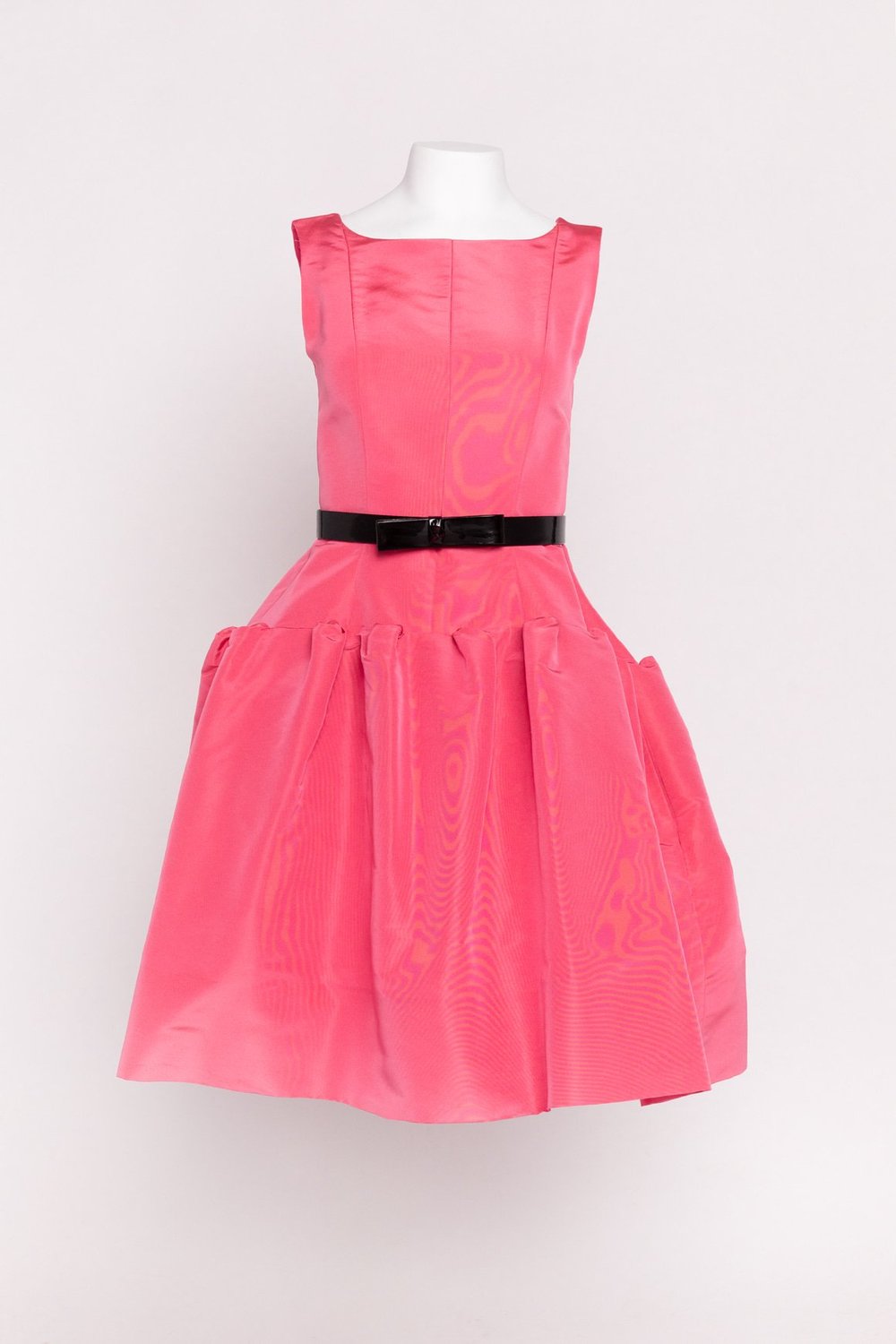 strapless open back dress 4c9d2635-18ec-4bdc-aee2-e69e2add39cd.jpg?v=1712581112