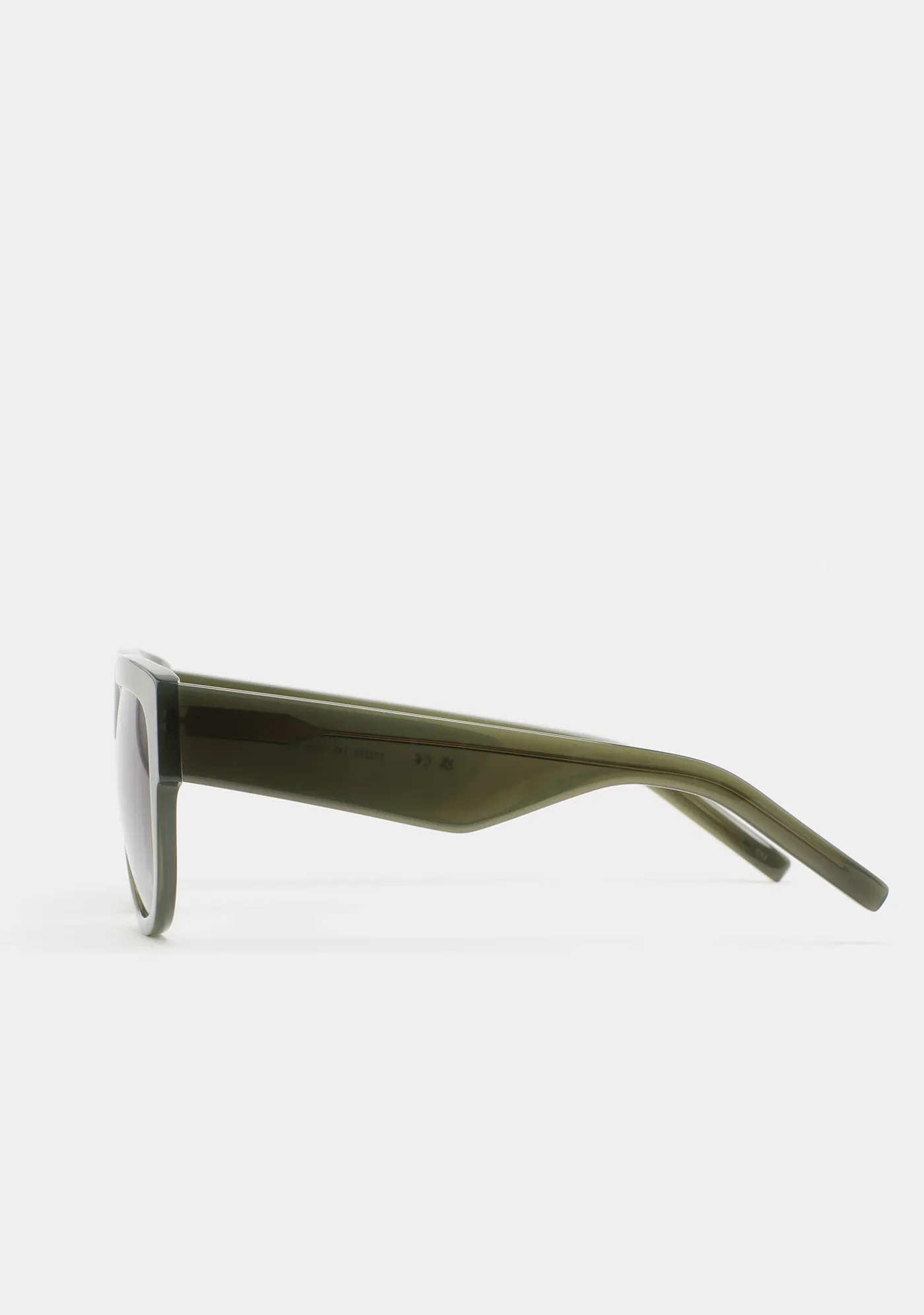 sunglasses-kaleos-hinson-green-aviator-shape-by-kambio-eyewear-side.webp