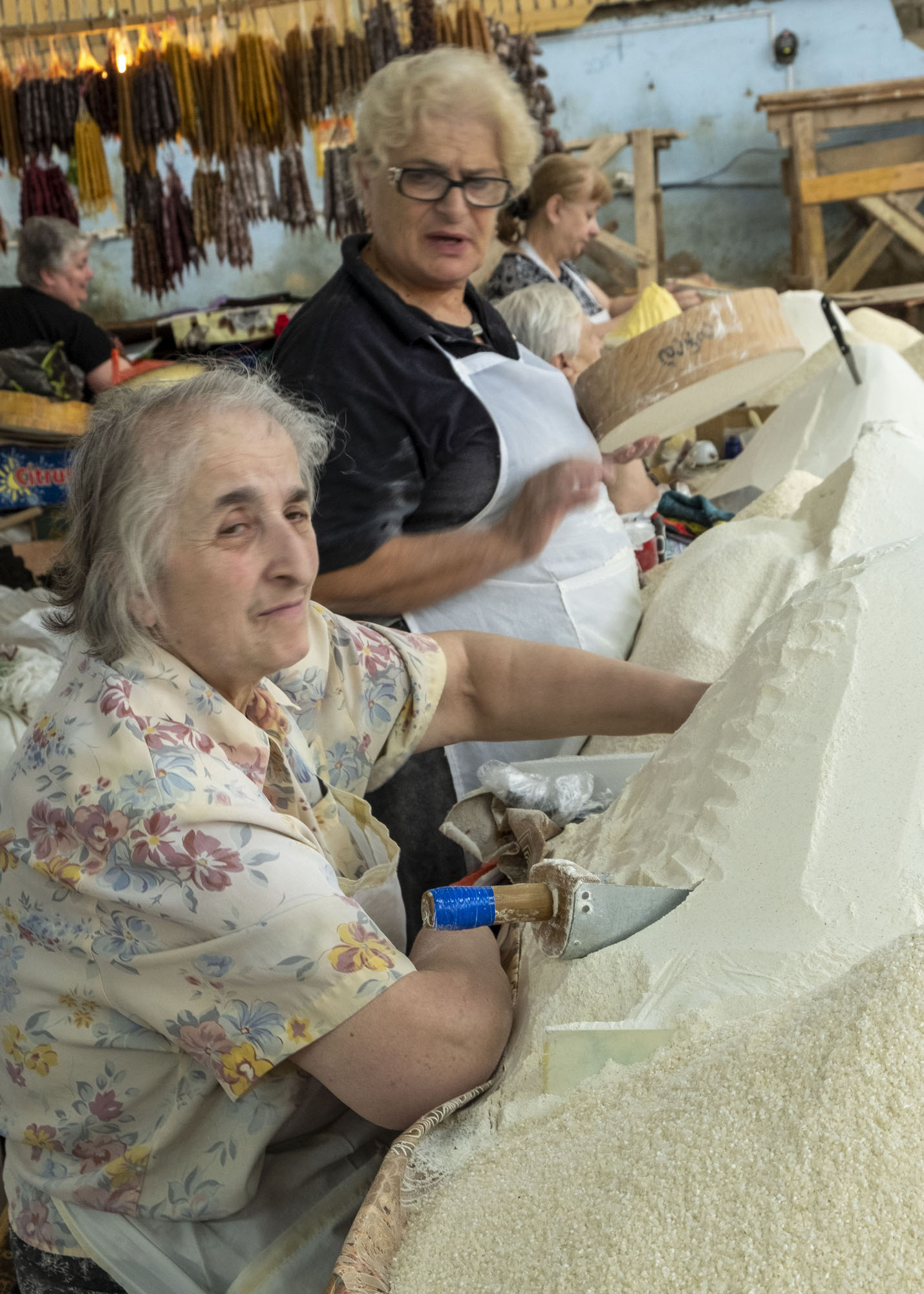 sifting flour.jpg