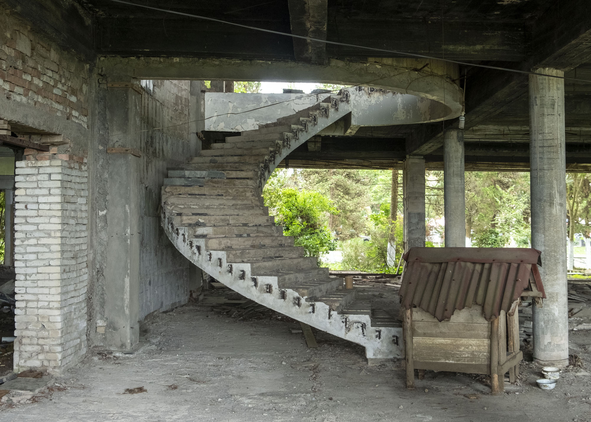 staircase abandoned sanitoriaum.jpg