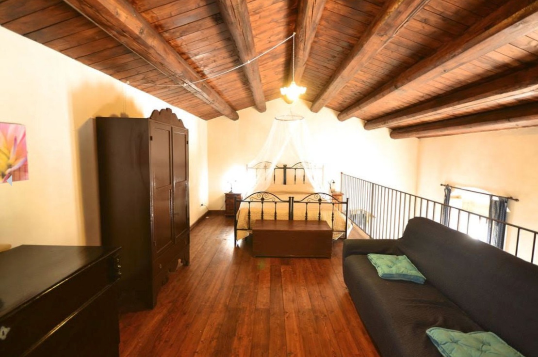Single Bed in Shared Twin Room $1625 • These charming rooms come with two twin beds dressed in crisp, fine linens, stunning vintage wood furniture, and a shared bathroom.