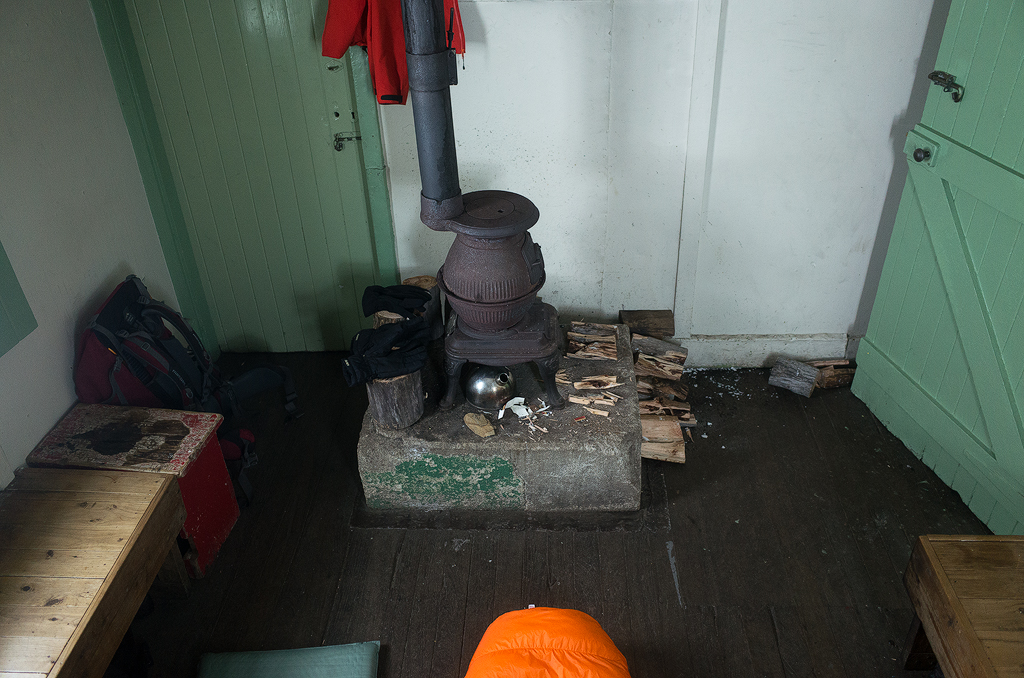 Alpine hut 2.jpg