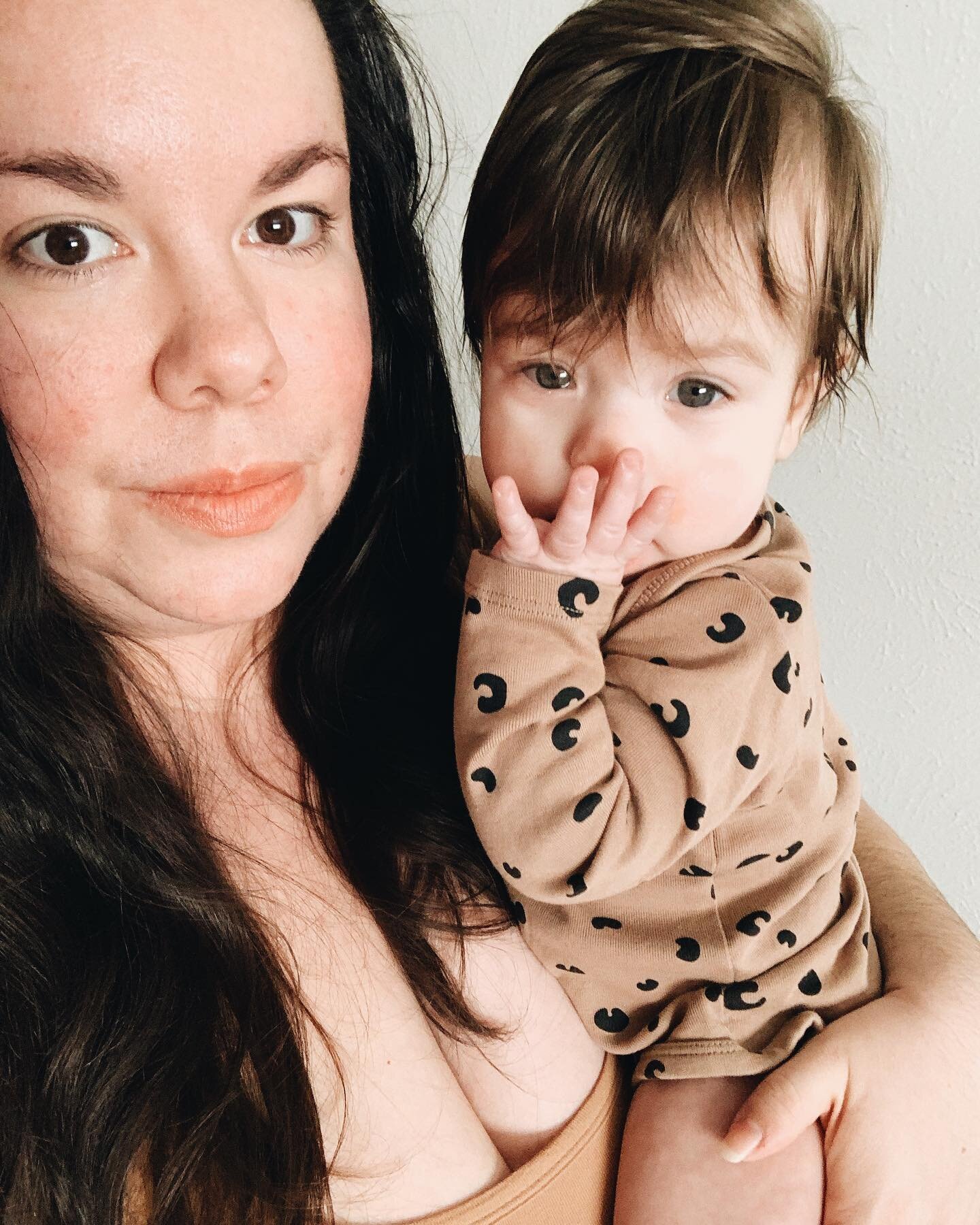 we took these during our snow week and i forgot to share. my little buddy better get used to the selfies with mama 😜 maybe this is why he prefers russell? he&rsquo;s been crying every time russell leaves the room lately, even though i&rsquo;m sittin