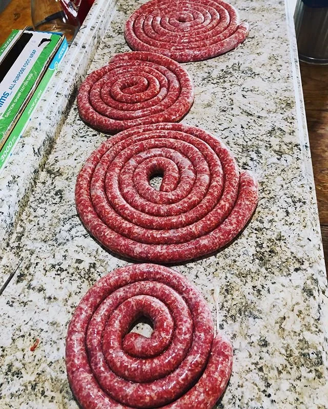 Fresh made, all natural sausage! This week we have Fennel, Bratwurst, Italian and a new addition: Breakfast loose Sausage you can make into patties. 😋 all created by the amazing @chefjeffscheer . Go to the link in profile for these and more butcher