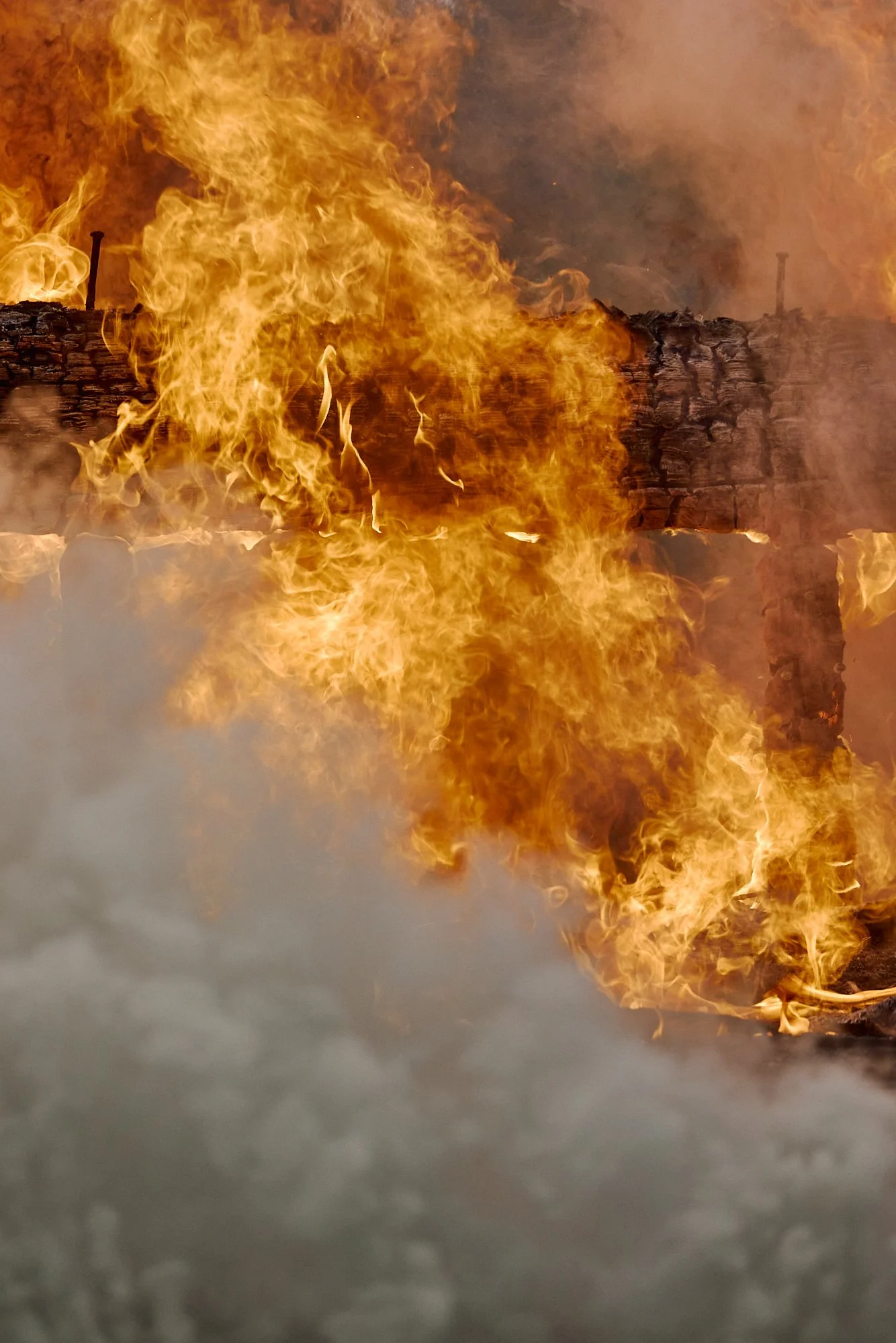 08.05.26_HILLSBOROUGH_FIRE_1189.jpg