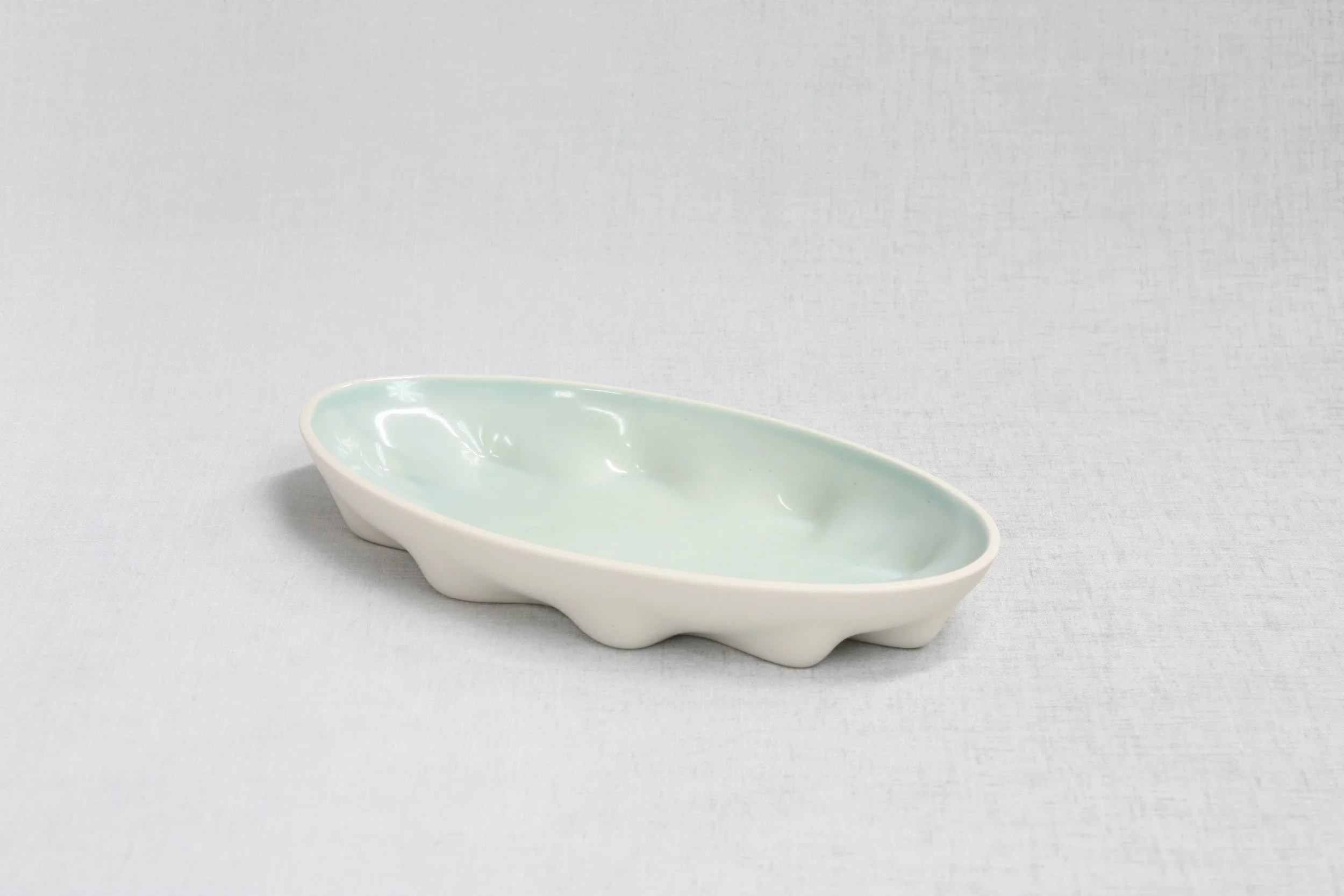 Handmade_Ceramic_Serving_Tray.2