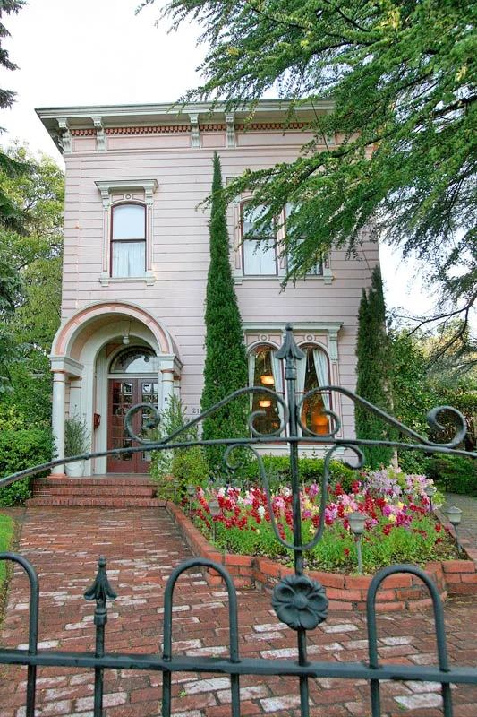 camellia inn