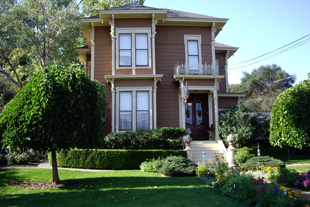 hope-merrill bed & breakfast