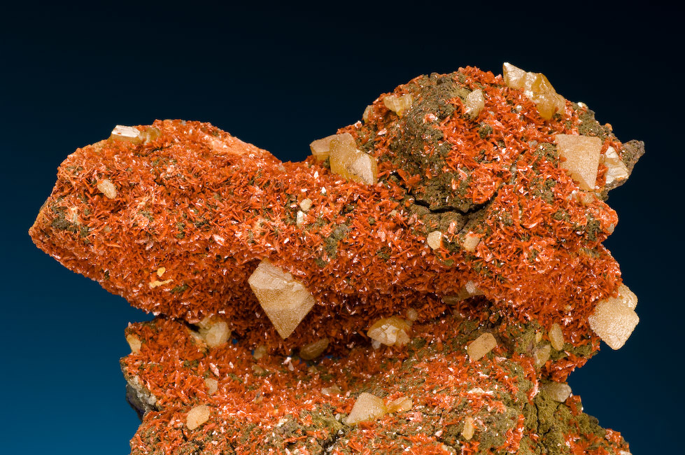 Mawbyite xls with Wulfenite xls