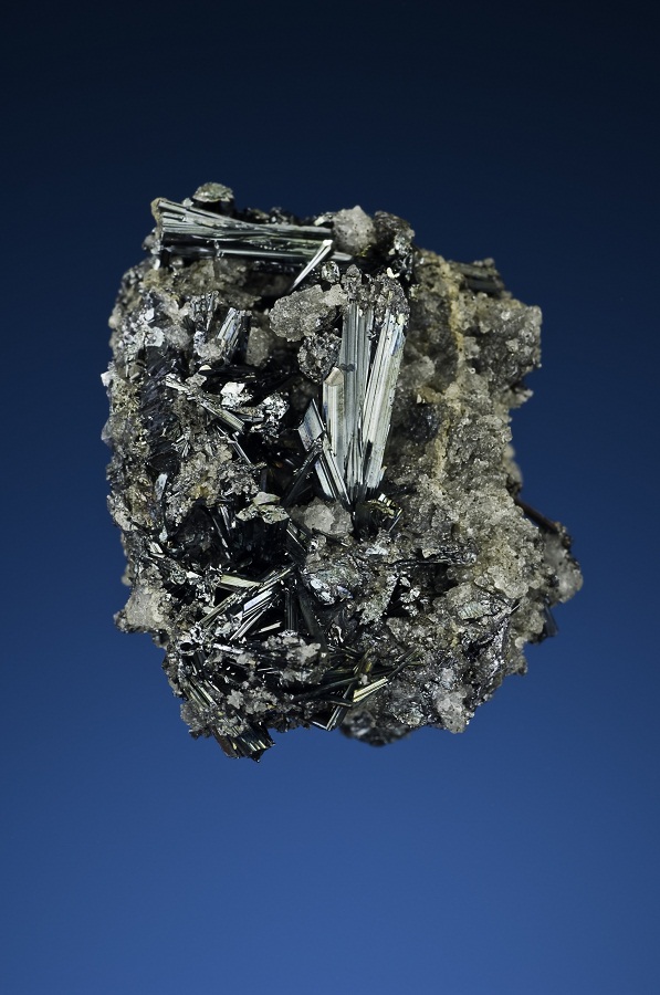 Samsonite xls. with Argentopyrite xls. ( xls 12 mm in length)
