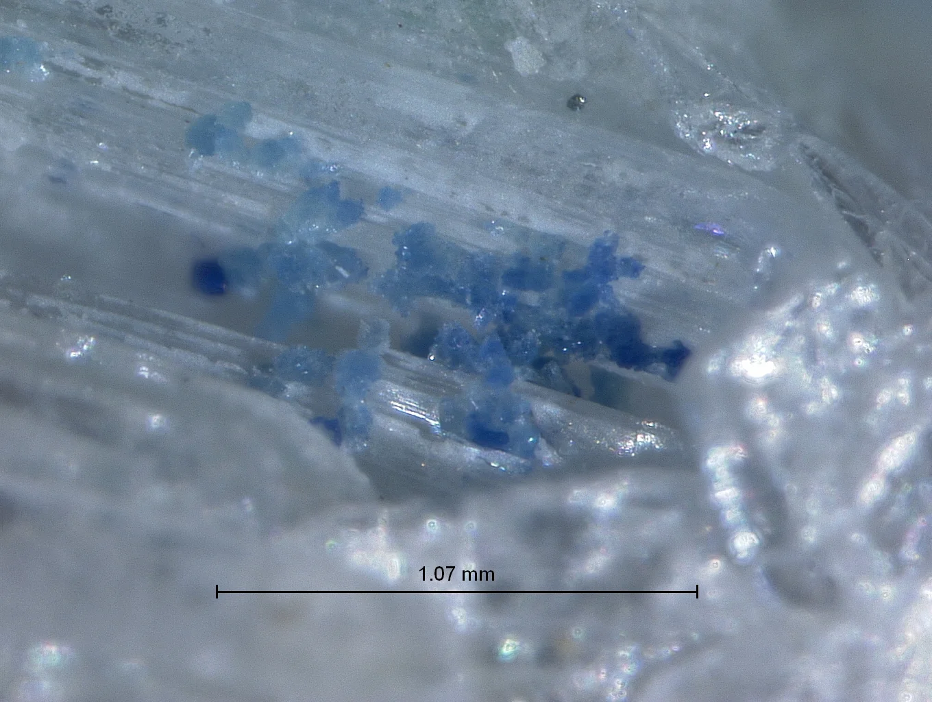 Ianbrucite xls on Leiteite (holotype)